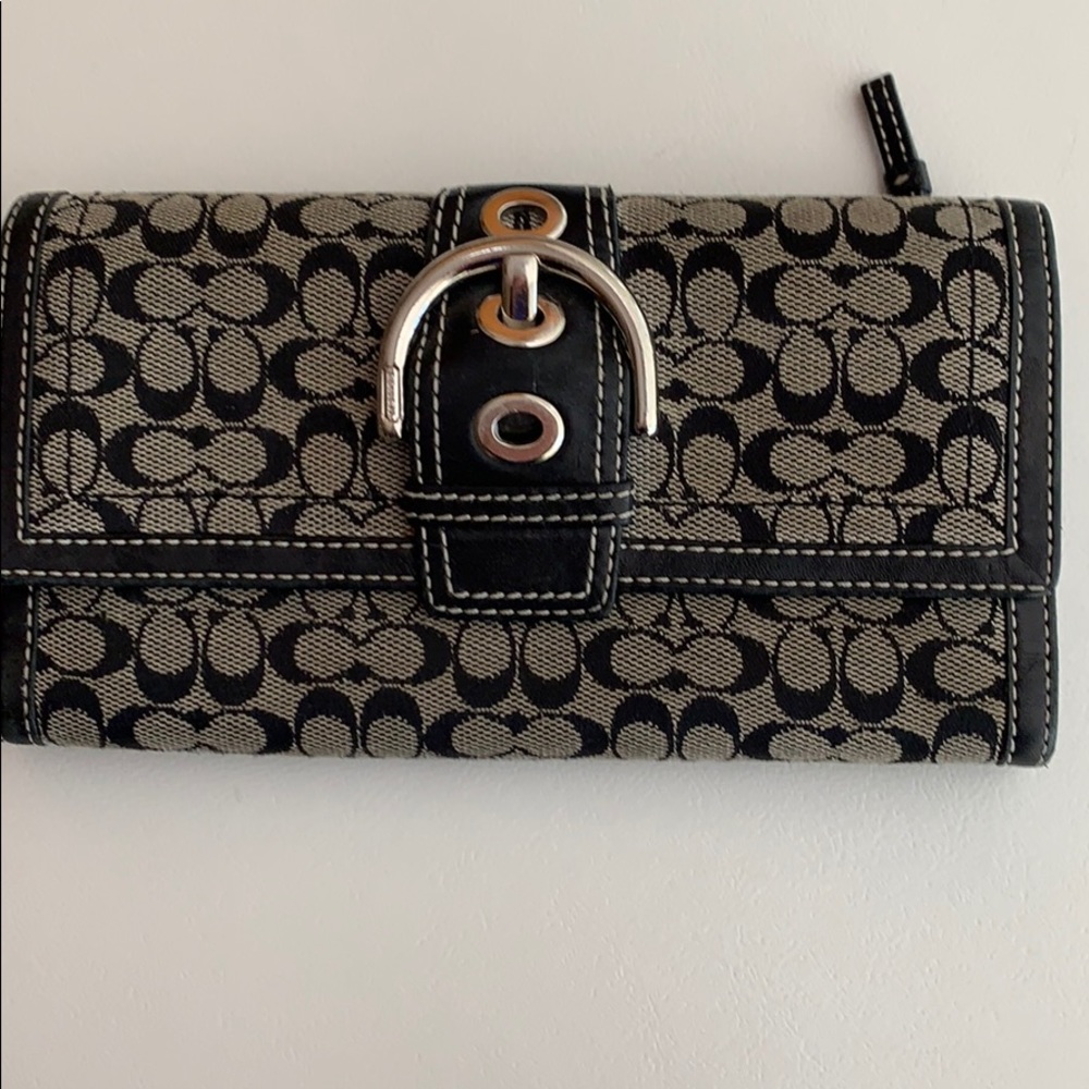 Coach Buckle Front Envelope Wallet